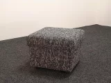 TABURET 50x50 - bez úložného prostoru, látky C